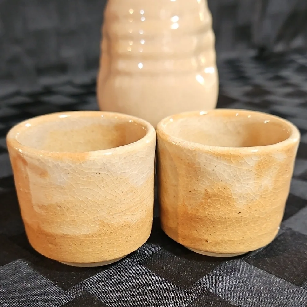 Japanese Hagi Ware Ceramic Sake Set - Signed Studio Pottery Tokkuri & 2 Cups